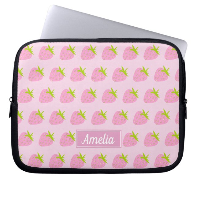 Cute Girly Pink Strawberry Pattern Personalized Laptop Sleeve (Voorkant)