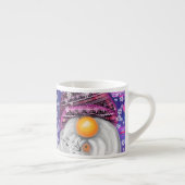 Cute Gnome in het Paarse Pet Zingt een kerstlied Espresso Kop (Rechts)