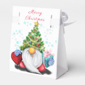 Cute Gnome met Pet met kerstbomen en cadeautjes -  Bedankdoosjes (Achterkant)