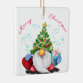 Cute Gnome met Pet met kerstbomen en cadeautjes -  Keramisch Ornament (Rechts)
