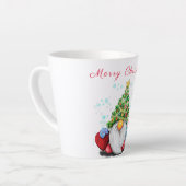 Cute Gnome met Pet met kerstbomen en cadeautjes -  Latte Mok (Linkerhoek)