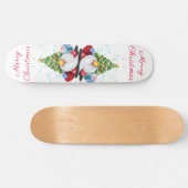 Cute Gnome met Pet met kerstbomen en cadeautjes -  Persoonlijk Skateboard (Horizontaal)