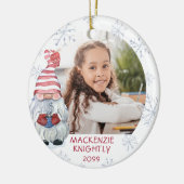 Cute Gnome Winter Snowflake 2 Foto gepersonaliseer Keramisch Ornament (Links)