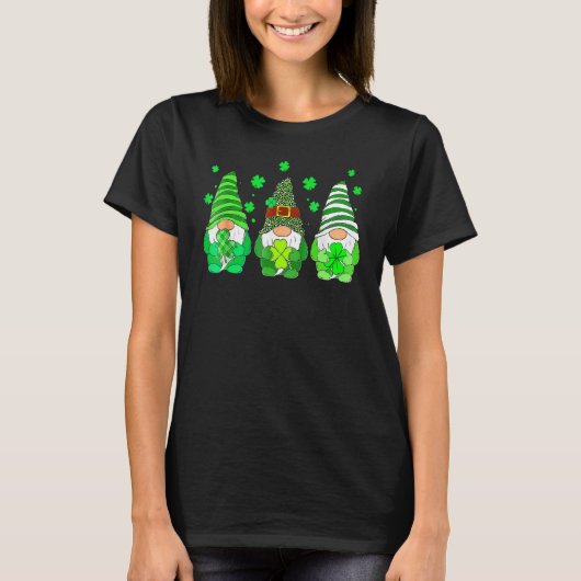 Cute Gnomes Holding Shamrock Leopard Plaid St Patr T-shirt (Voorkant)