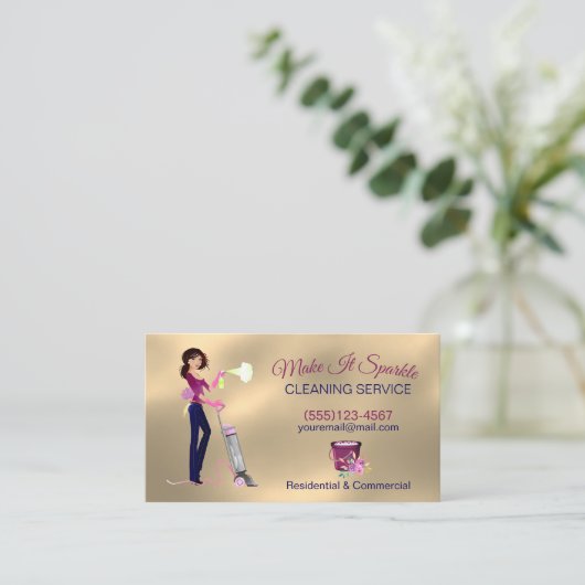 Cute Gold Cartoon Maid Cleaning Services Visitekaartje (Staand voorkant)