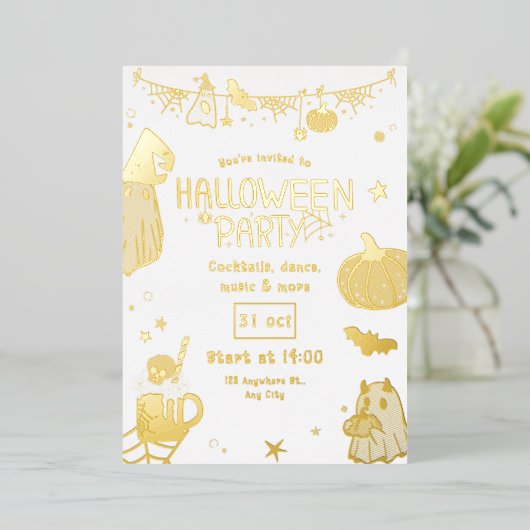 Cute Gold Spooky  Halloween Party Folie Uitnodiging (Staand Voorkant)