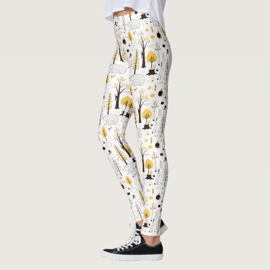 Cute Golden Bossen Scene Pattern Leggings (Links)