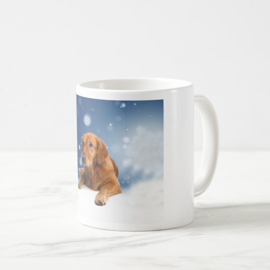 Cute Golden Retriever Dog Sitting in sneeuwtranen Koffiemok (Voorkant rechts)