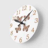 Cute Gouden Vlinder Patroon Ronde Klok (Hoek)