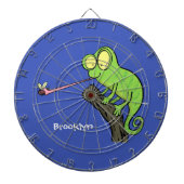 Cute grappige groene chameleon lizard cartoon dartbord (Voorkant)