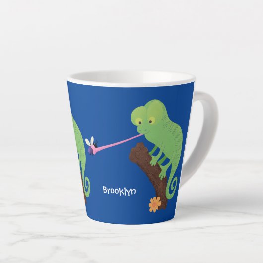 Cute grappige groene chameleon lizard cartoon latte mok (Rechterhoek)