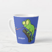 Cute grappige groene chameleon lizard cartoon latte mok (Linkerhoek)