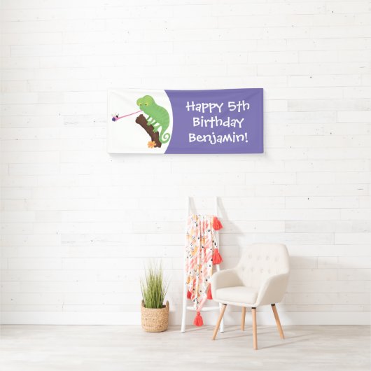 Cute grappige groene chameleon lizard cartoon spandoek (Insitu)