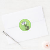 Cute, grappige groene krokodille humor cartoon ronde sticker (Envelop)