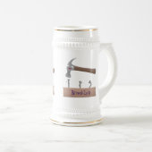 Cute, grappige hamer en nagels cartoon illustratie bierpul (Voorkant rechts)