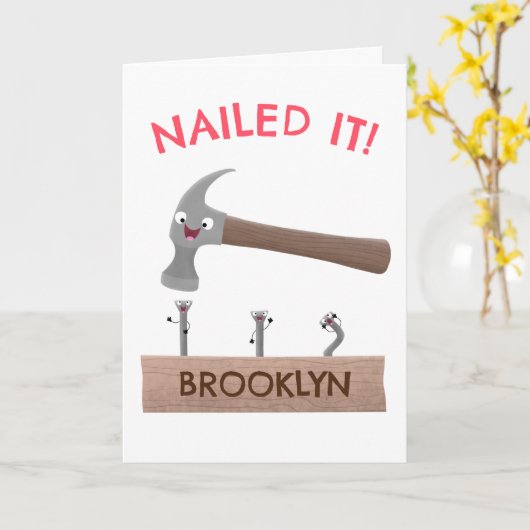 Cute, grappige hamer en nagels cartoon illustratie kaart (Gele Bloem)