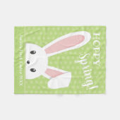 Cute grappige Happy Spring Easter Bunny Name Green Fleece Deken (Voorkant (Horizontaal))