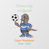 Cute grappige Komodo dragon die voetbal cartoon sp Raamsticker (Vel)