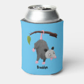 Cute grappige opossum aan de cartoon van de tak blikjeskoeler (Blikje Achterkant)