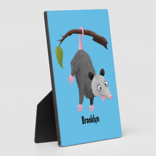 Cute grappige opossum aan de cartoon van de tak fotoplaat (Zijkant)