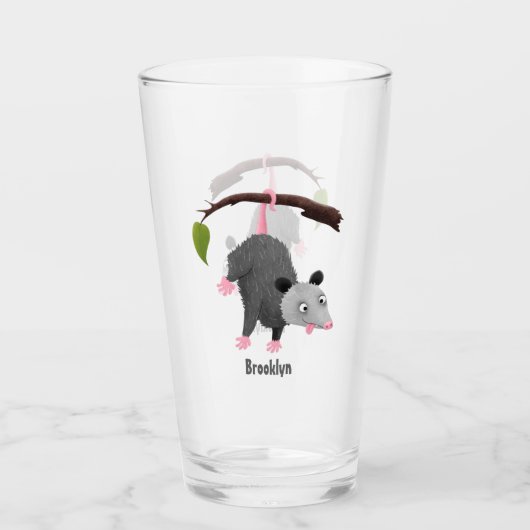 Cute grappige opossum aan de cartoon van de tak glas (Voorkant)