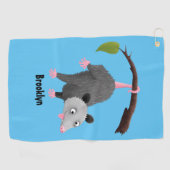 Cute grappige opossum aan de cartoon van de tak golfhanddoek (Horizontaal)