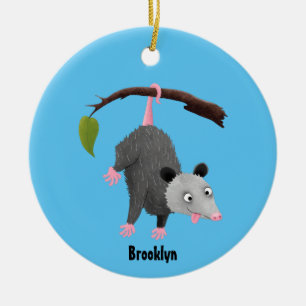 Cute grappige opossum aan de cartoon van de tak keramisch ornament