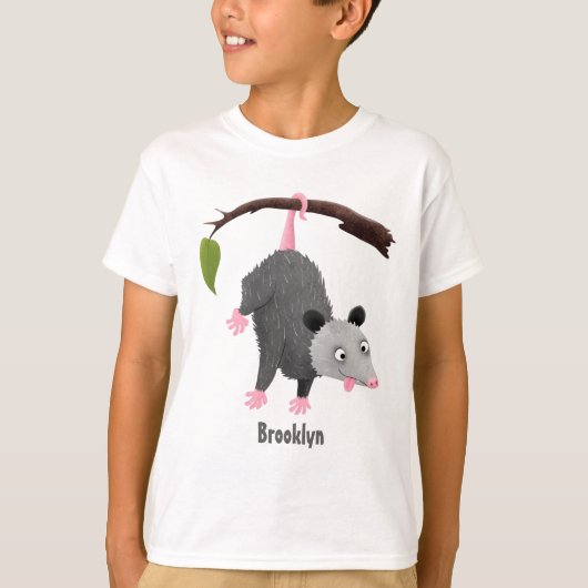 Cute grappige opossum aan de cartoon van de tak t-shirt (Voorkant)