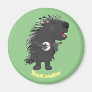 Cute grappige porcupine die banjo-cartoon speelt magneet