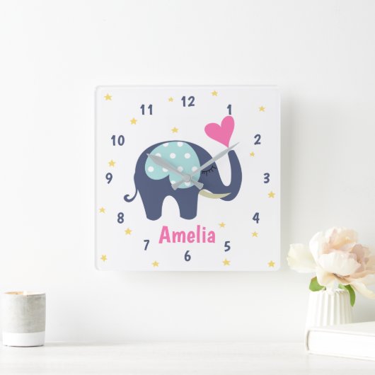 Cute Gray Elephant and Pink Heart Personalized Vierkante Klok (Huis)