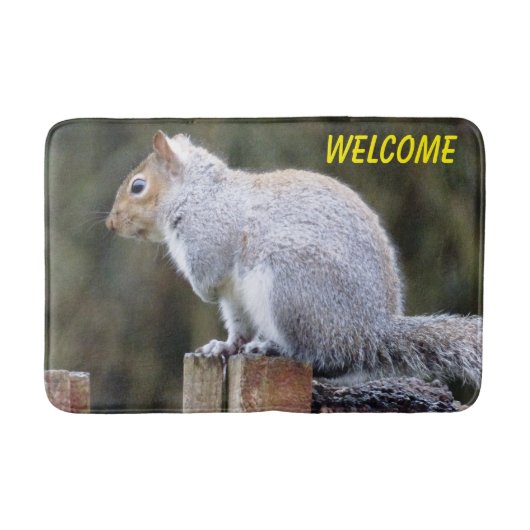 Cute Gray Squirrel Badmat (Voorkant)