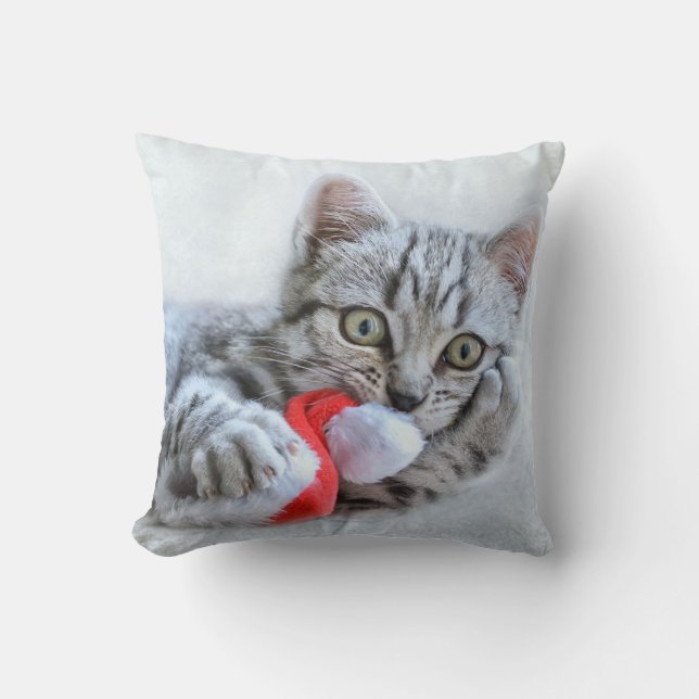 Cute Gray Tabby Cat met kerstPet Xmas Kussen (Voorkant)
