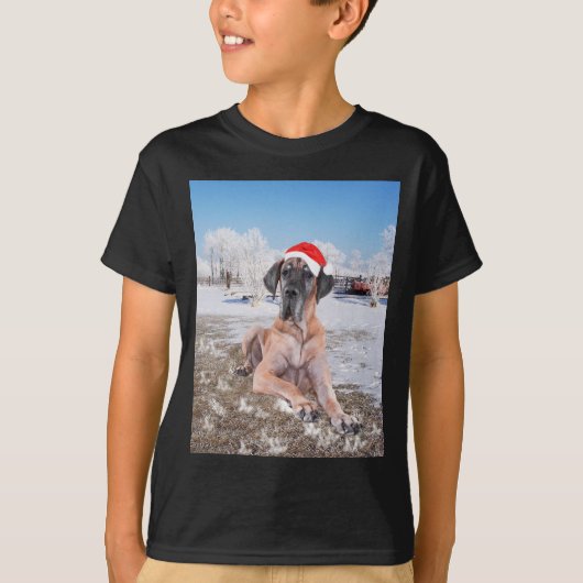 Cute Great Dane Dog Sitting in Snow-Kerstmis-Pet T-shirt (Voorkant)