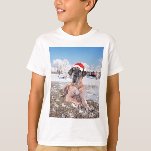 Cute Great Dane Dog Sitting in Snow-Kerstmis-Pet T-shirt (Voorkant)