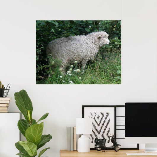Cute Greedy Sheep Eating Print (Thuiskantoor)