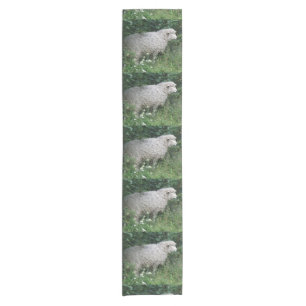 Cute Greedy Sheep Eating Table Runner Korte Tafelloper