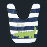Cute Green Alligator Baby Slabbetje<br><div class="desc">Schattige groene alligator op een blauwe strepen patroonachtergrond.</div>