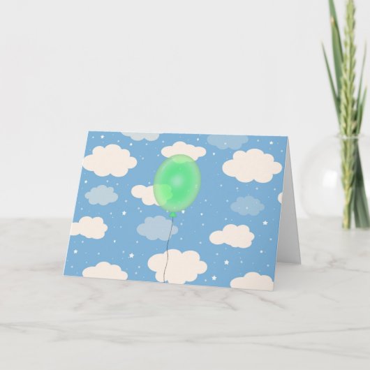 Cute Green Balloon en een Cheerful Sky Birthday Kaart (Voorkant)