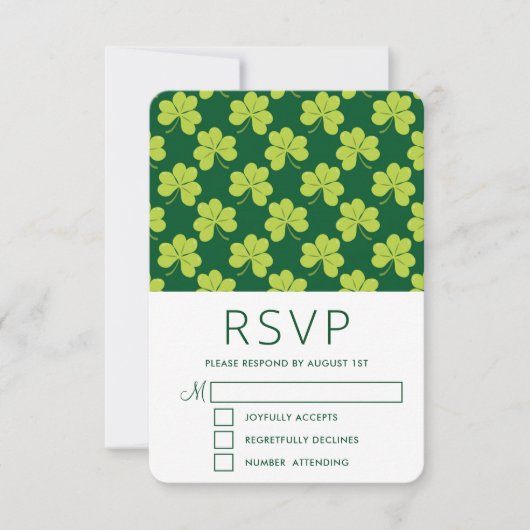 Cute Green Clover Shamrock Pattern RSVP Kaartje (Voorkant)