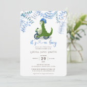 Cute Green Dinosaur Blue Trike Boy Baby shower Kaart (Staand voorkant)