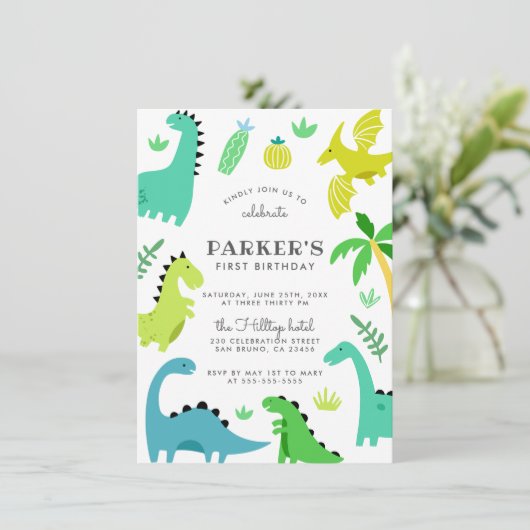 Cute Green Dinosaur Boy Birthday Party Kaart (Staand voorkant)