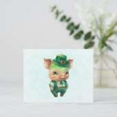 Cute Green Fairytale Pig in Fancy Attire Briefkaart (Staand voorkant)