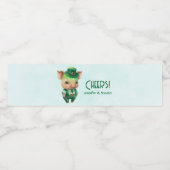Cute Green Fairytale Pig in Fancy Attire Waterfles Etiket (Enkel label)