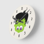 Cute Green Frankenstein Monster face Halloween Ronde Klok (Hoek)