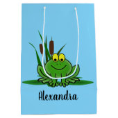 Cute Green Frog Design Medium Cadeauzakje (Achterkant)