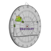 Cute green frog sign cartoon illustration dartbord (Voorkant Links)