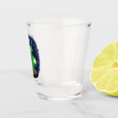 Cute green glow worm cartoon illustration shot glas (Rechts)