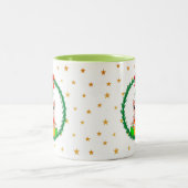 Cute Green Kerstmis Elf, Pine Wreath & Stars Tweekleurige Koffiemok (Center)