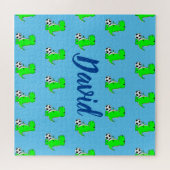 Cute Green Soccer Dino T-Rex op Blue Legpuzzel (Horizontaal)