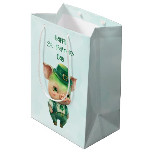 Cute Green St. Patrick's Day Pig Medium Cadeauzakje (Achterkant Gekanteld)